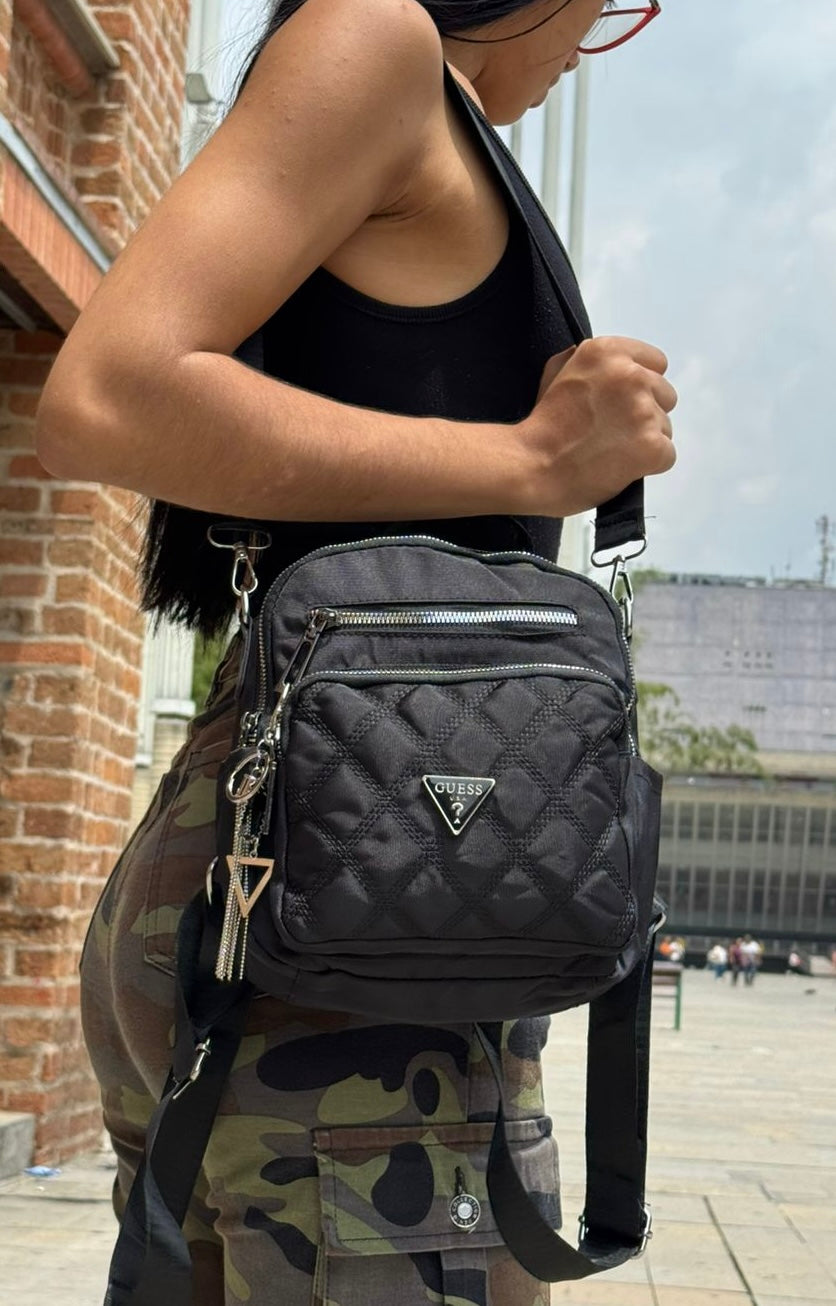 Morral Pequeño Guess I