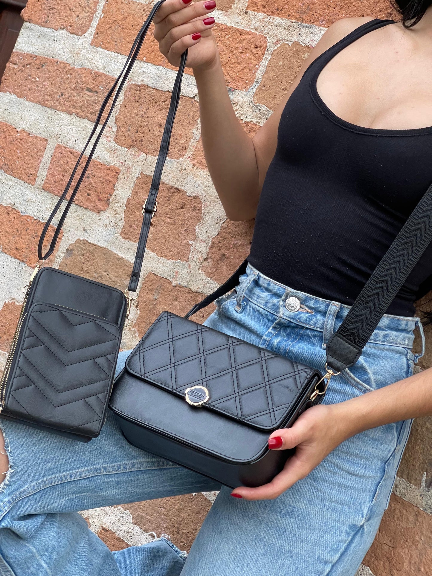 Cartera Alezza+ Portacelular 3 Compartimientos