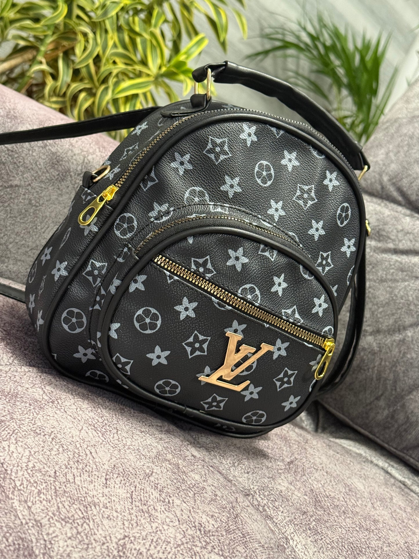 Morral y Manos Libre Vuiton