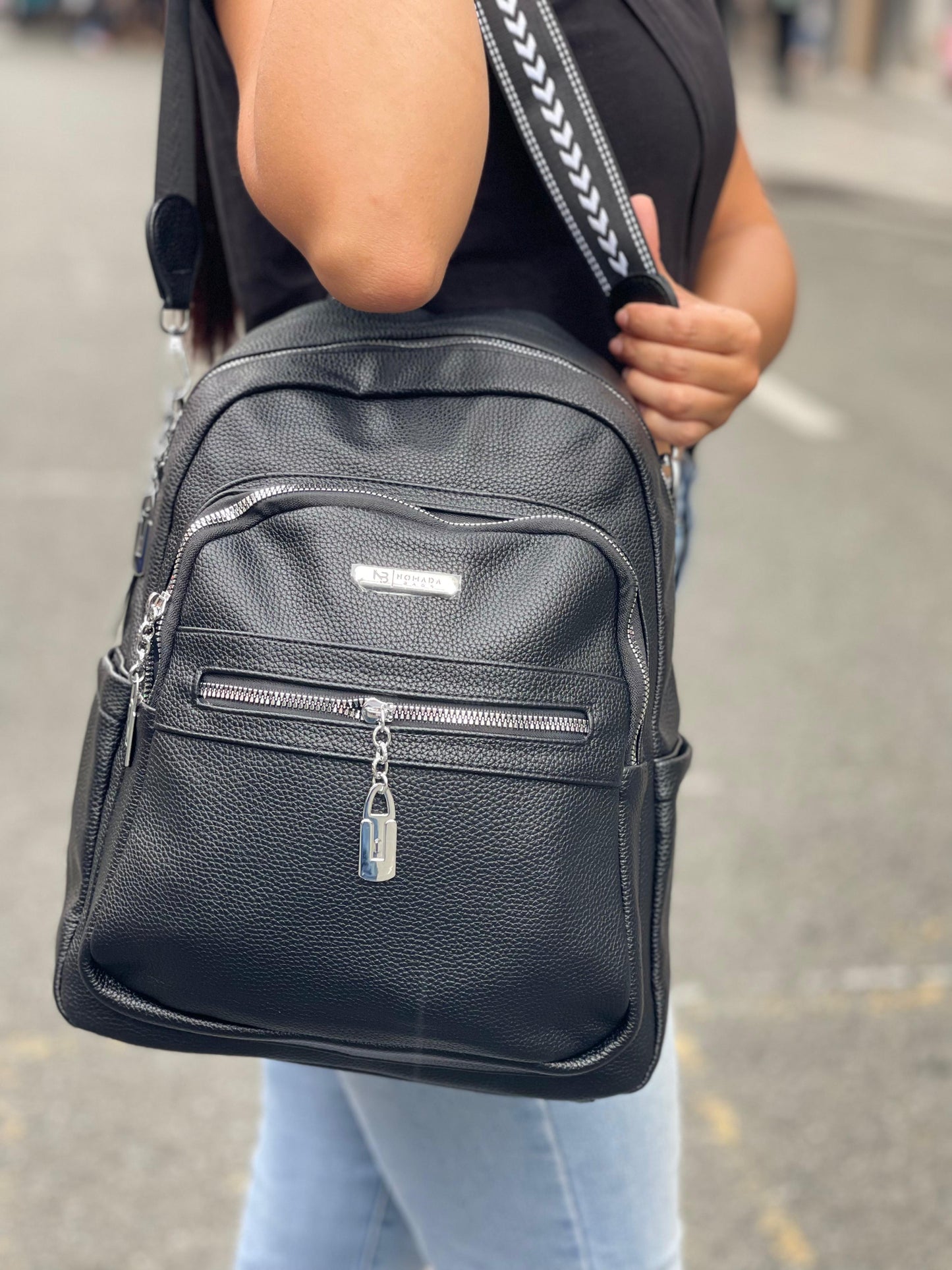 Morral Nómada con Manos Libre