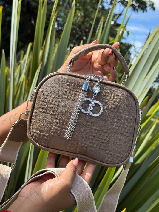 Cartera Encanto