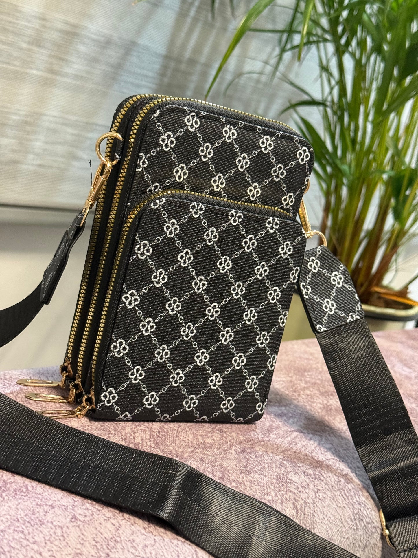 Cartera y Portacelualar GG