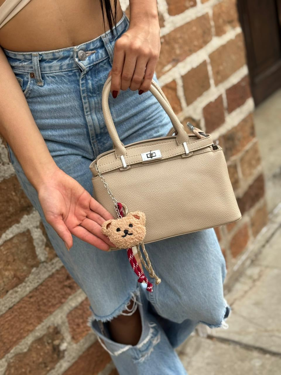 Cartera Brookyn