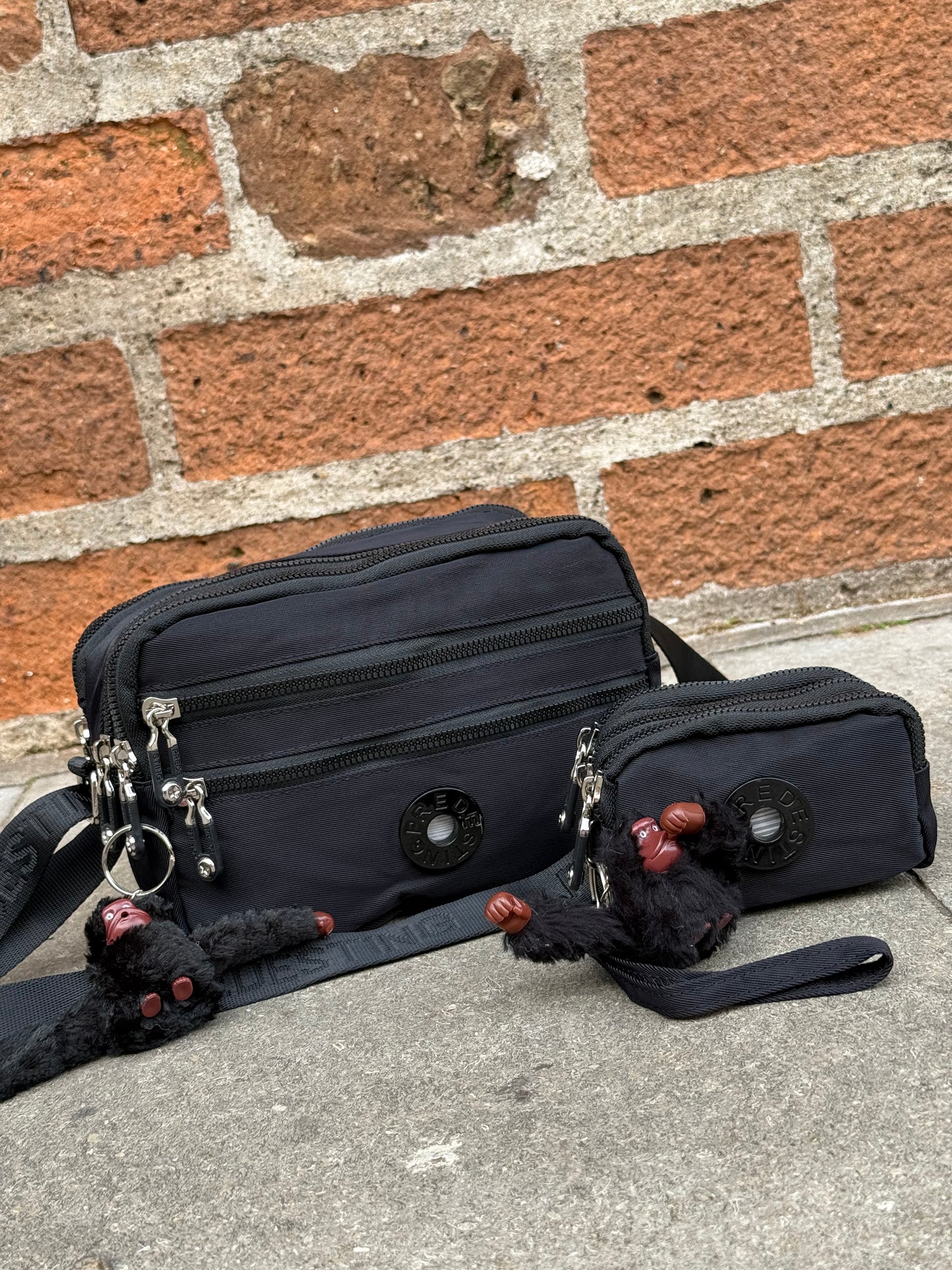 Manos Libre Y Monedero Predesting