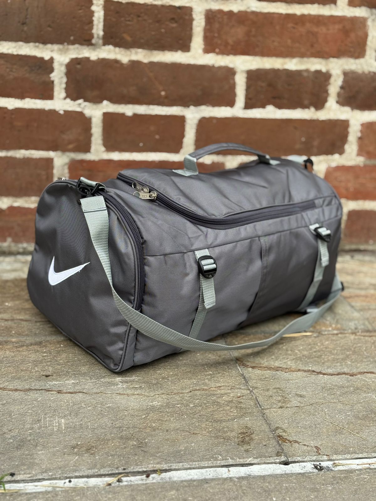 Maletín y Morral Deportivo NK (2 Funciones)