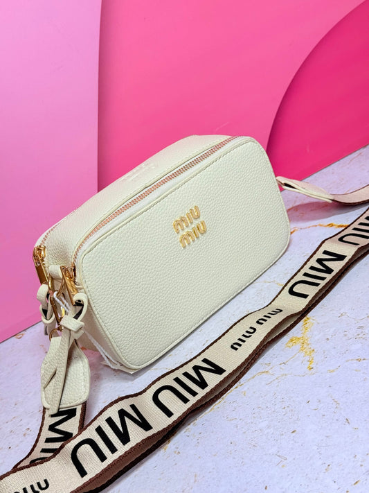 Cartera Importada MIU MIU  1.1