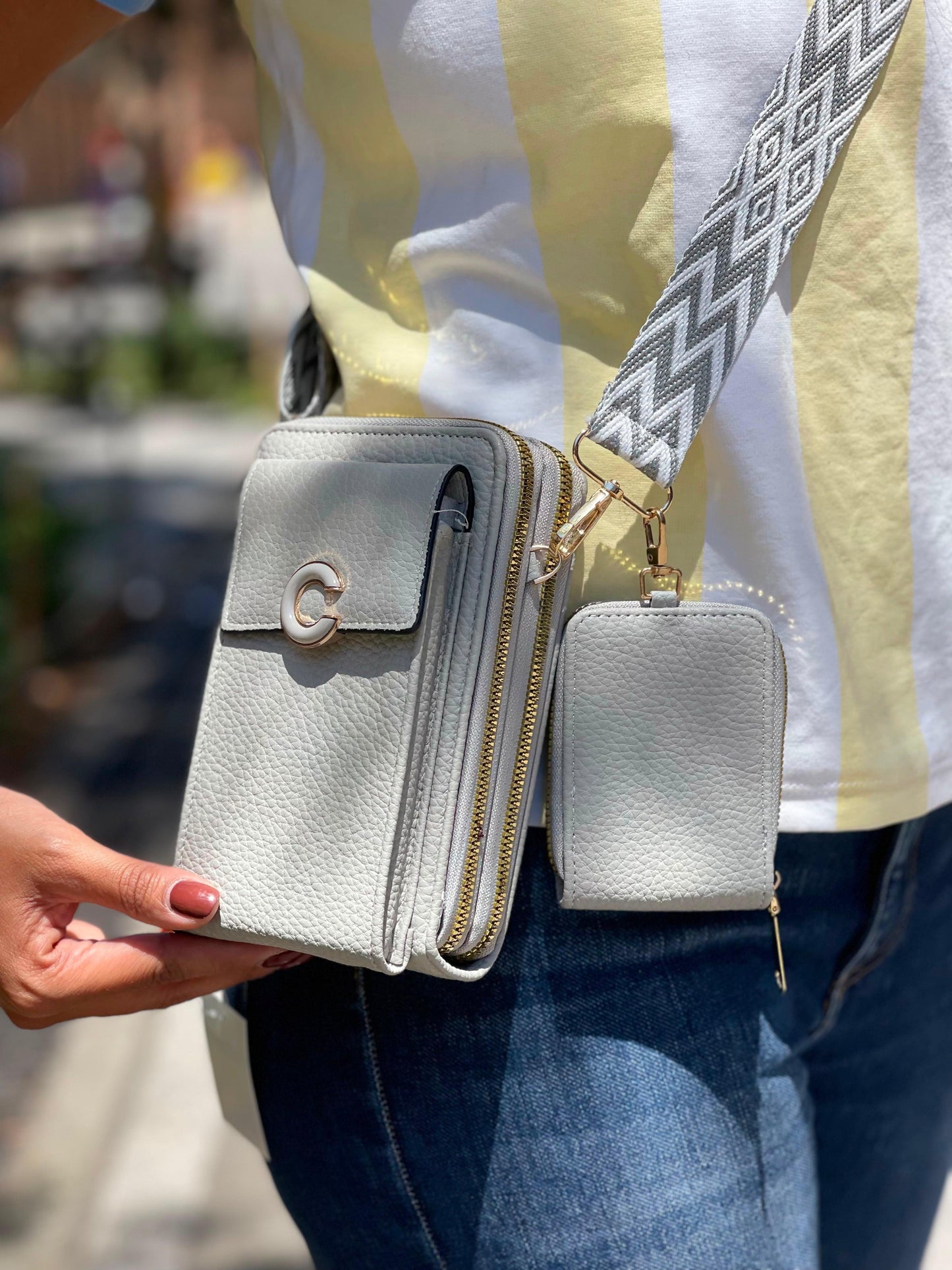 Bolso y Portacelular Chateur