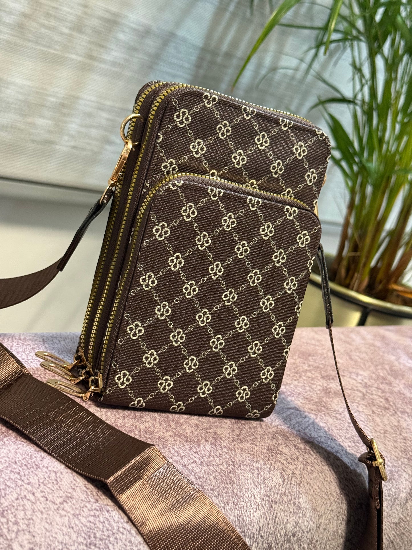 Cartera y Portacelualar GG