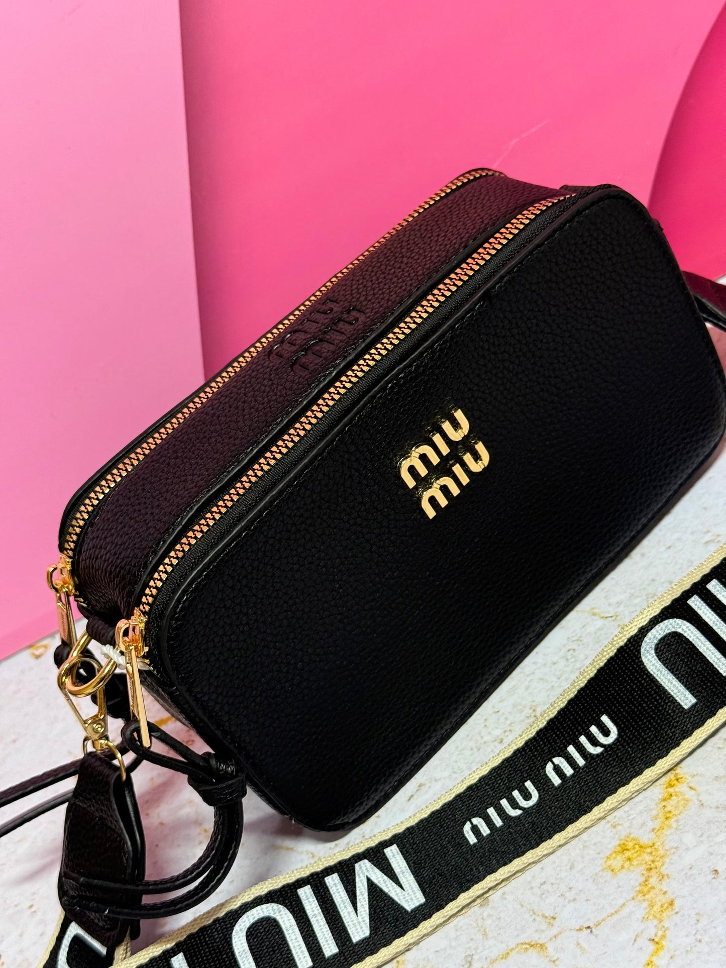 Cartera Importada MIU MIU  1.1
