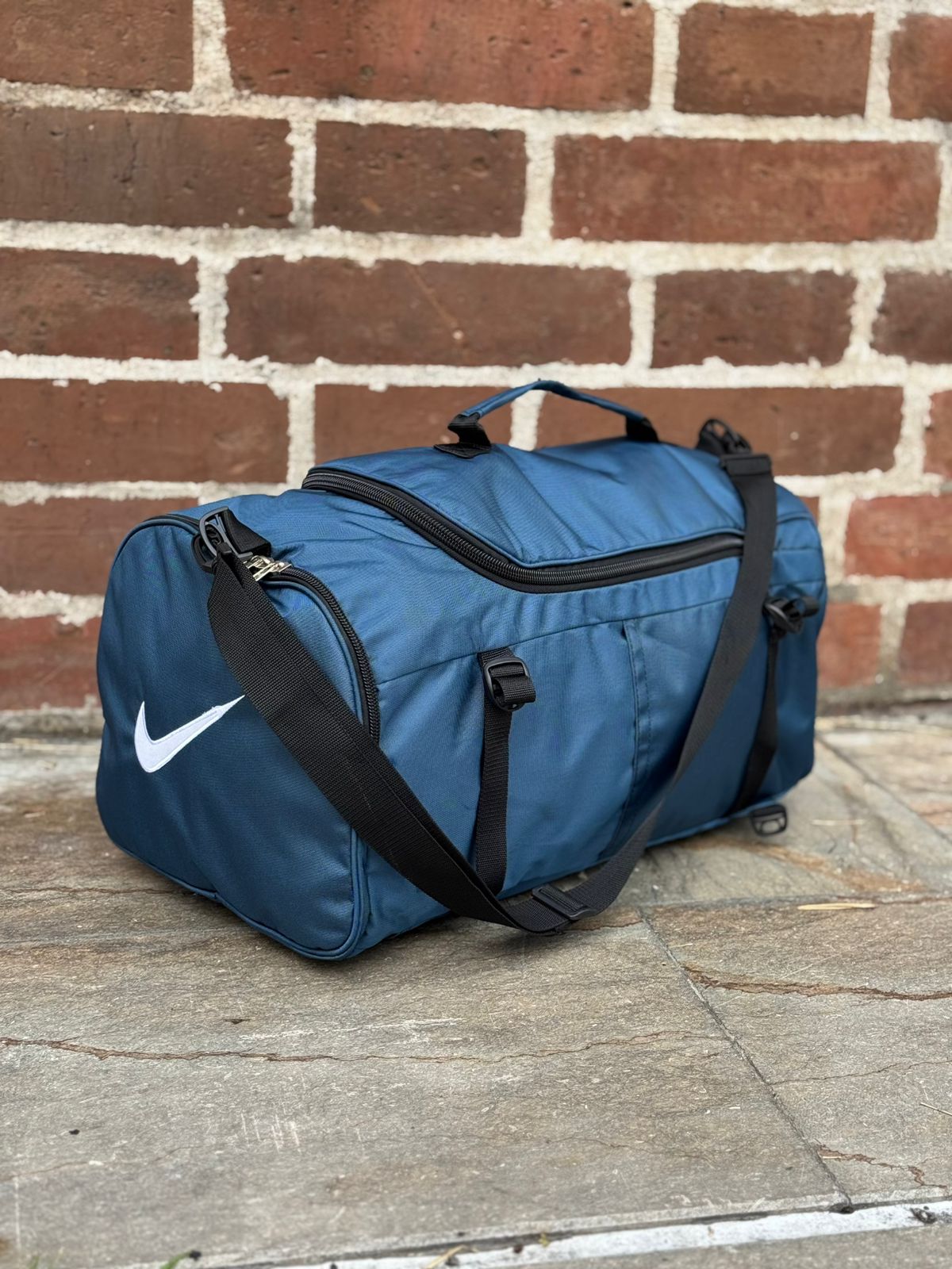 Maletín y Morral Deportivo NK (2 Funciones)