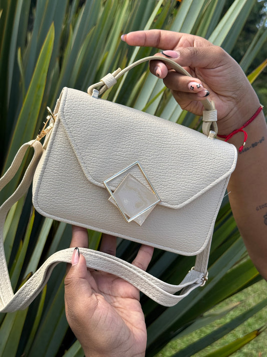 Cartera Label