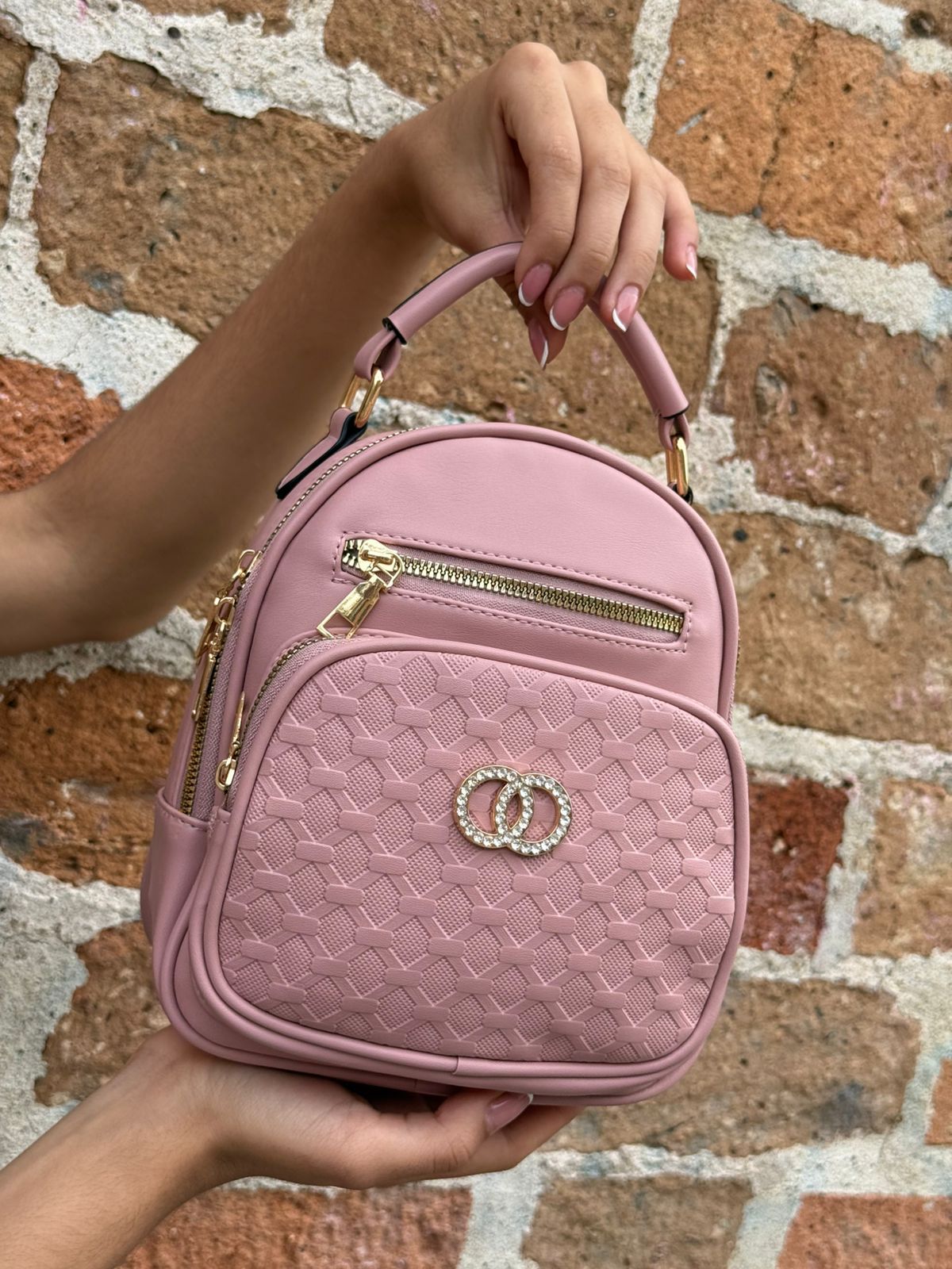 Manos Libres y Morral Luma