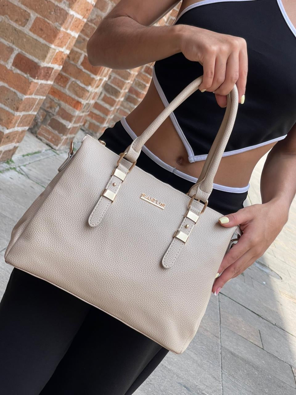Cartera Aviara