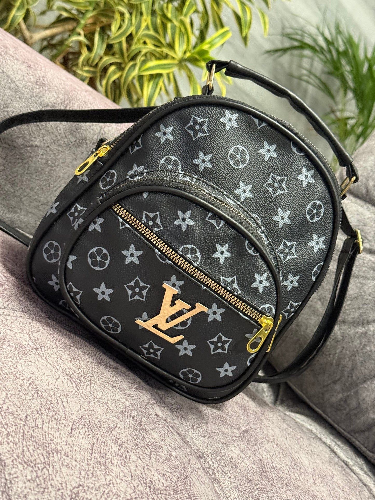 Morral y Manos Libre Vuiton