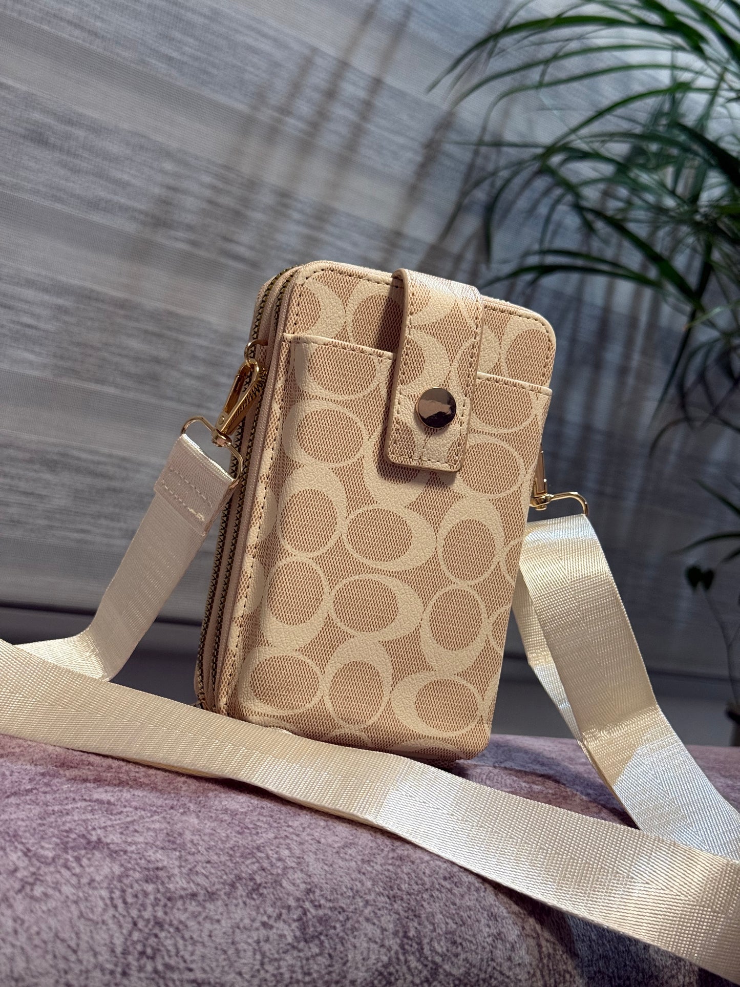 Cartera y Portacelualar Coch