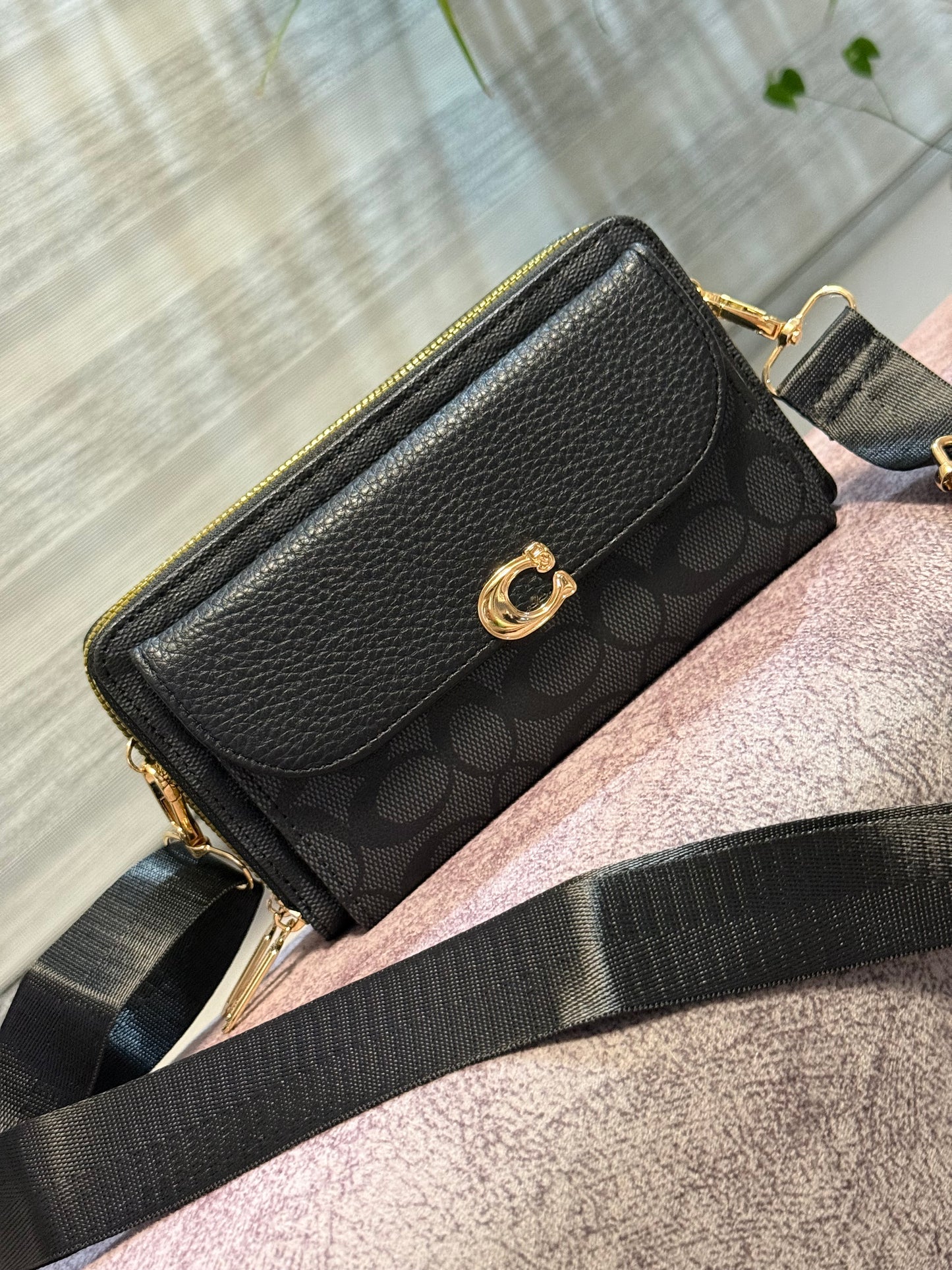 Cartera y Portacelualar Coch
