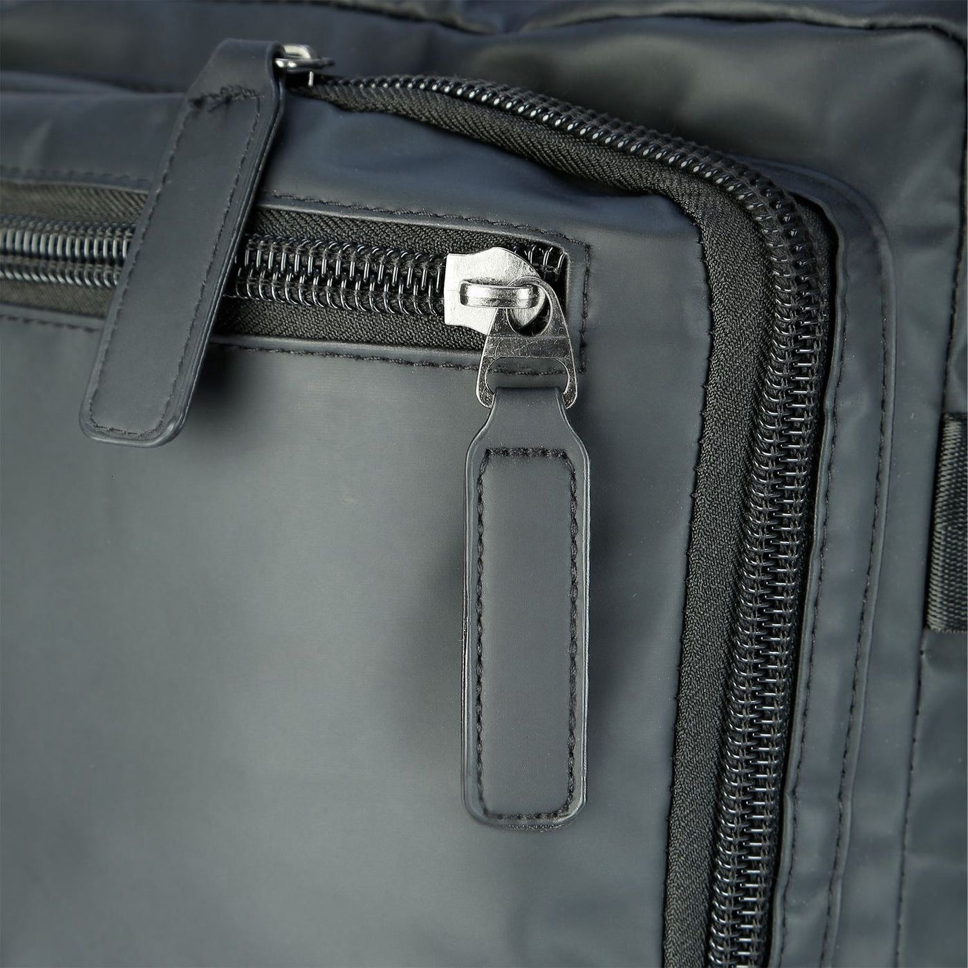 Maletín y Morral Black (2 Funciones)