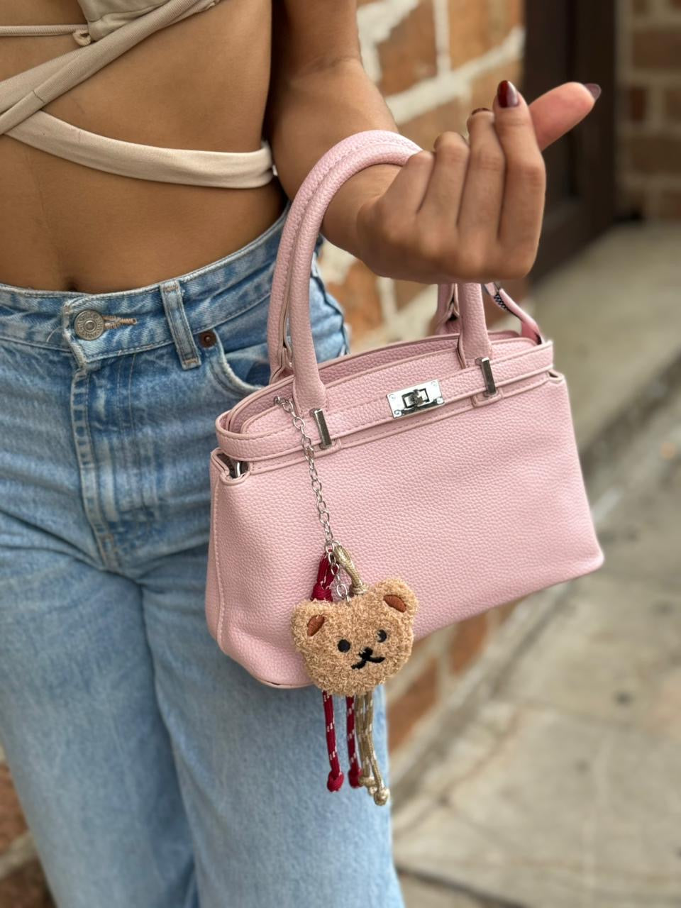 Cartera Brookyn
