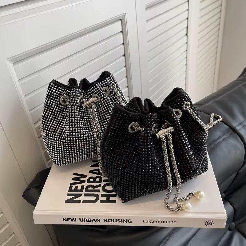 Cartera Piedras
